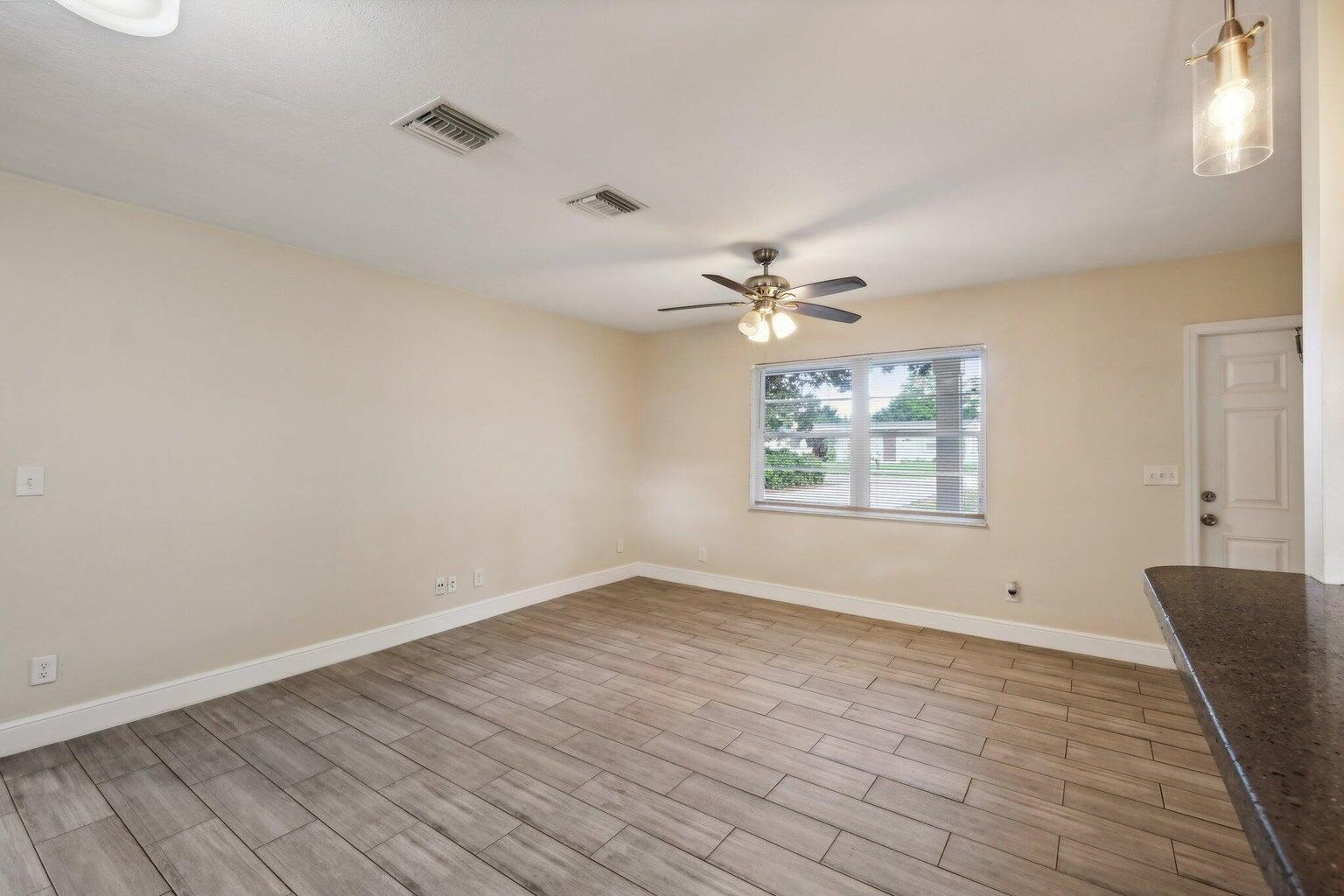 1455 15th Avenue, Vero Beach FL 32960 photo 4