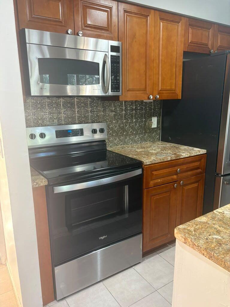 4783 Via Palm Lakes # 120, West Palm Beach FL 33417 photo 4