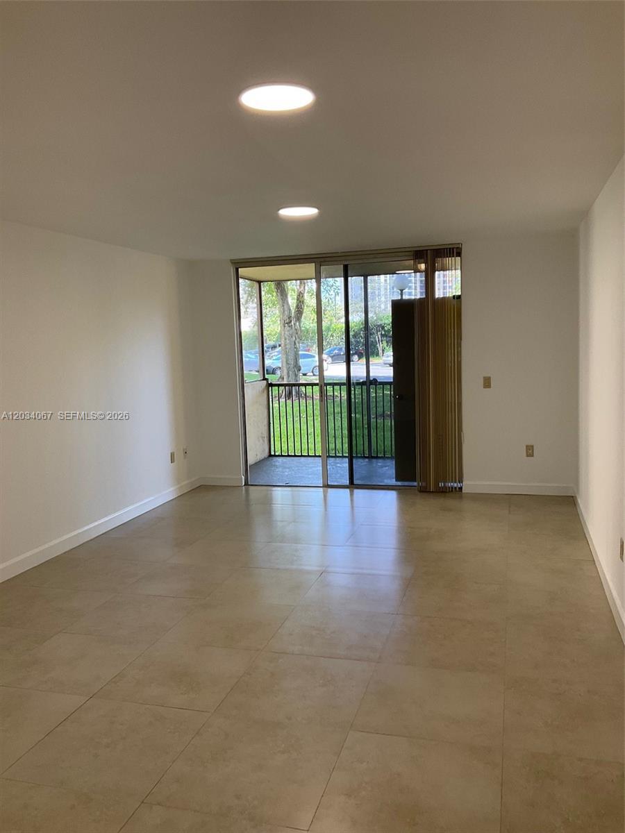 8373 Lake Dr # 106, Doral FL 33166 photo 3