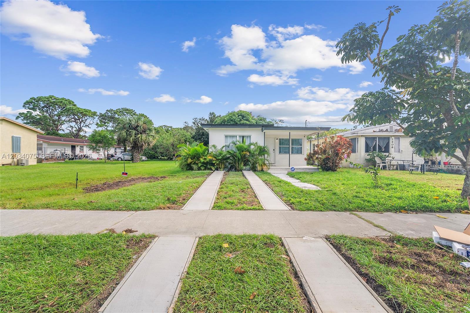 1408 N 23rd St, Fort Pierce FL 34950 photo 2