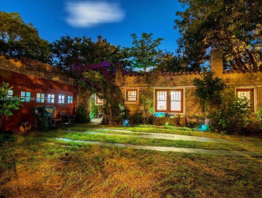 8238 NE 9th Ave, Miami FL 33138 photo 2