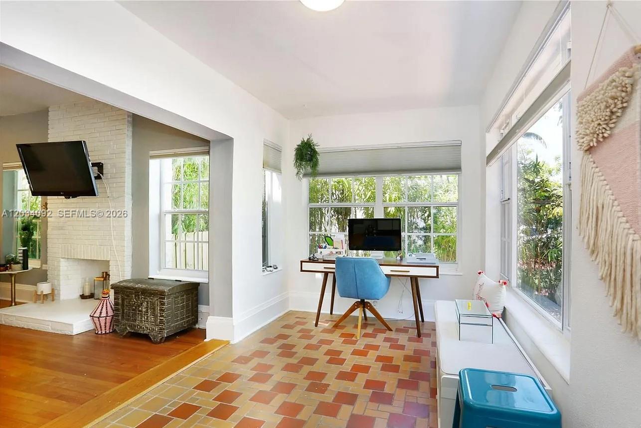 452 SW 26th Rd, Miami FL 33129 photo 3