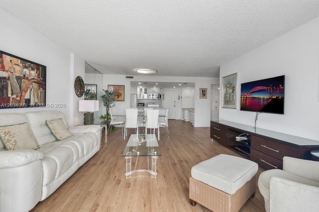 199 Ocean Lane Dr # 1006, Key Biscayne FL 33149 photo 4