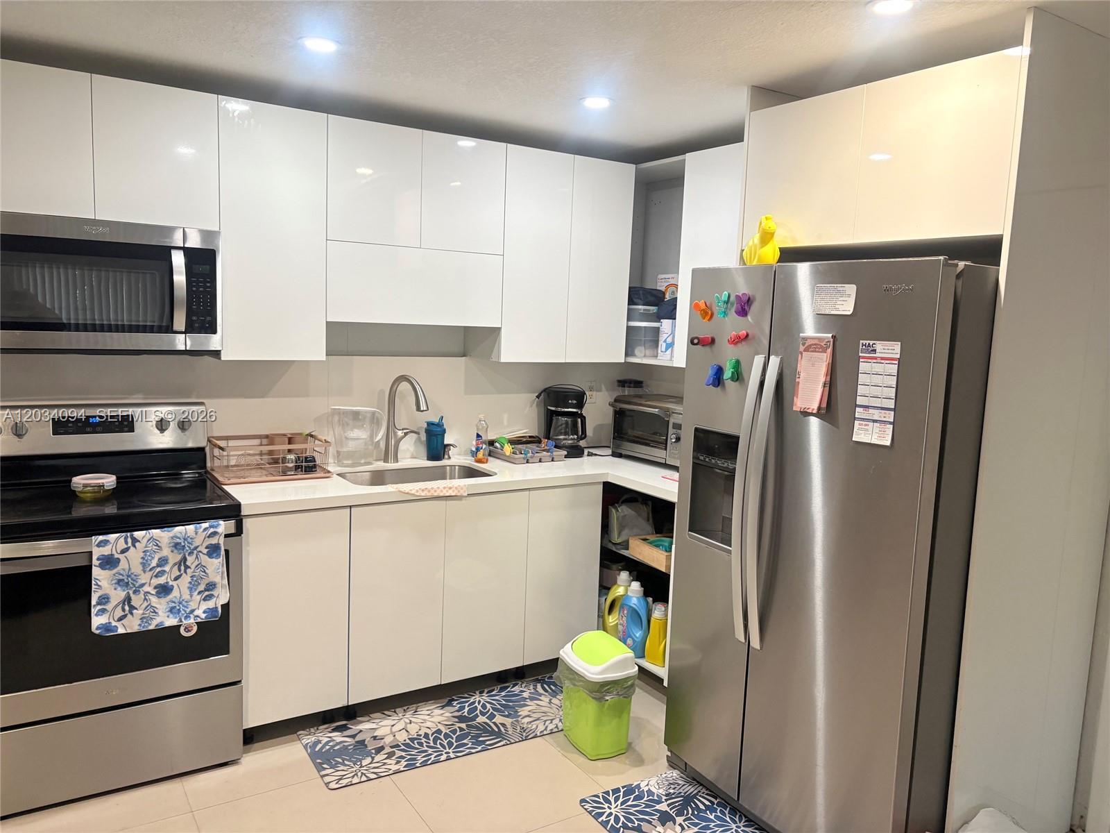 7208 Fairway Dr # I11, Miami Lakes FL 33014 photo 3