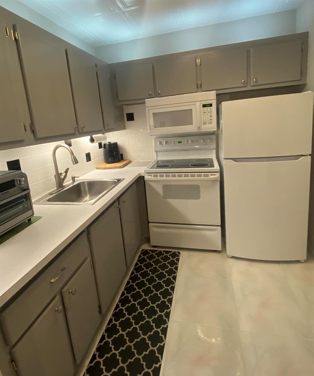 369 Windsor P, West Palm Beach FL 33417 photo 3