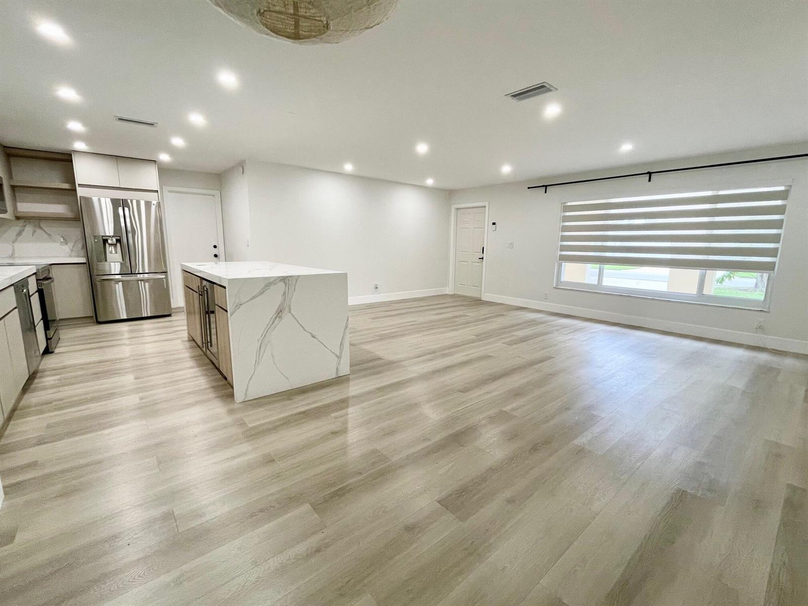 8205 NW 106th Avenue, Tamarac FL 33321 photo 5