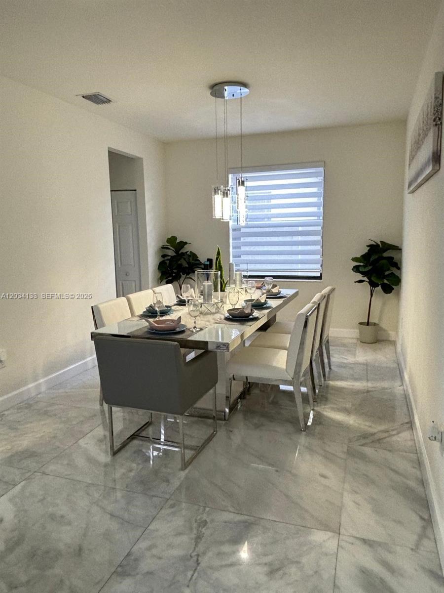 Hialeah, FL 33018 photo 4