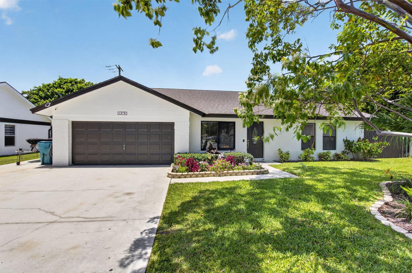 1273 NW 11th Street, Boynton Beach FL 33426 photo 2