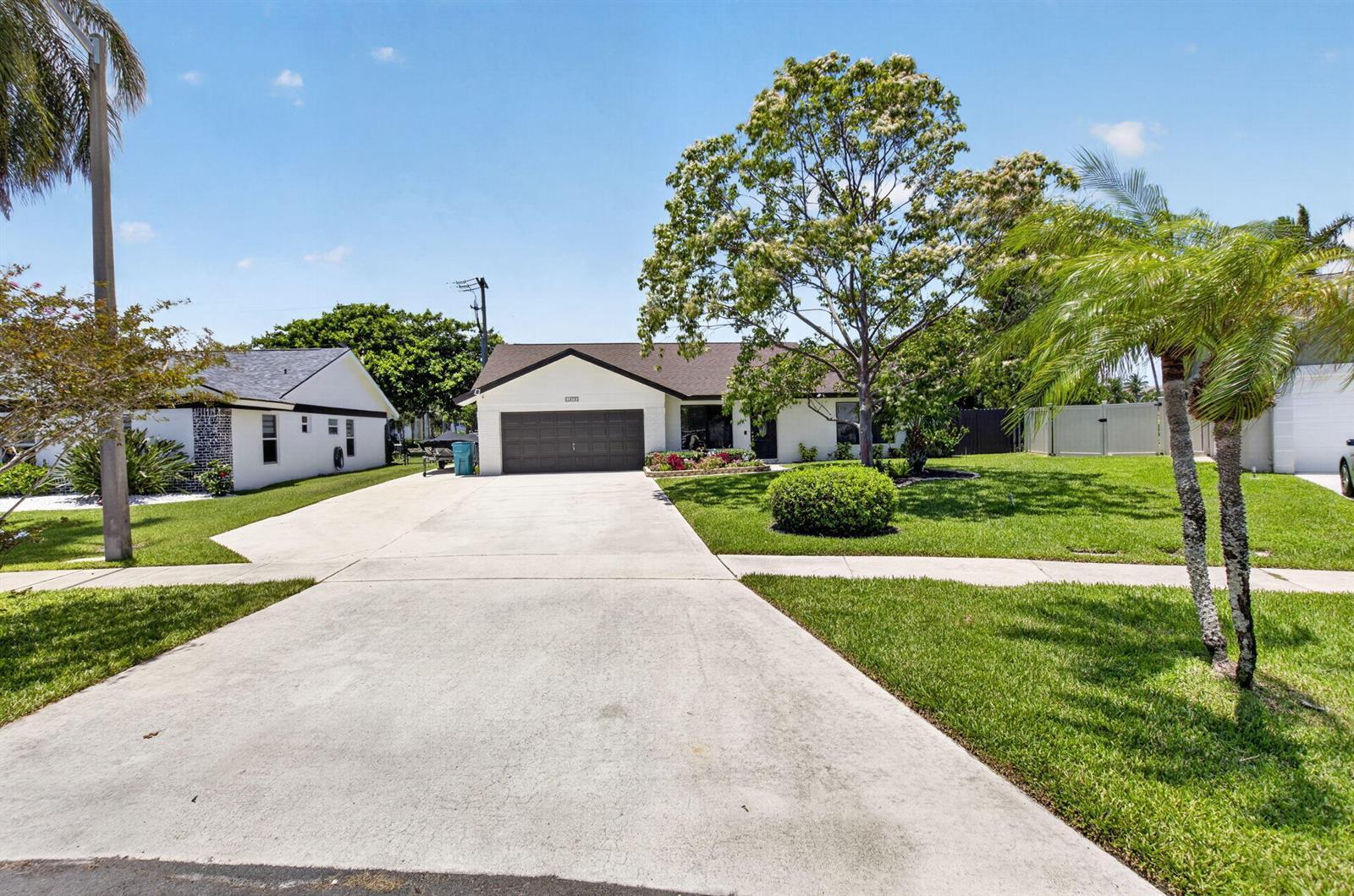 1273 NW 11th Street, Boynton Beach FL 33426 photo 4