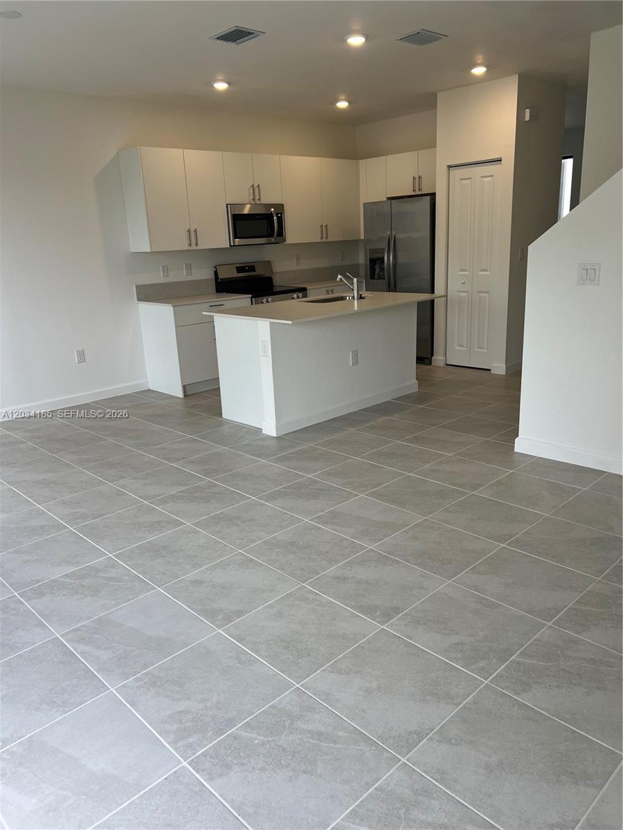 1540 NW 1st St, Florida City FL 33034 photo 5