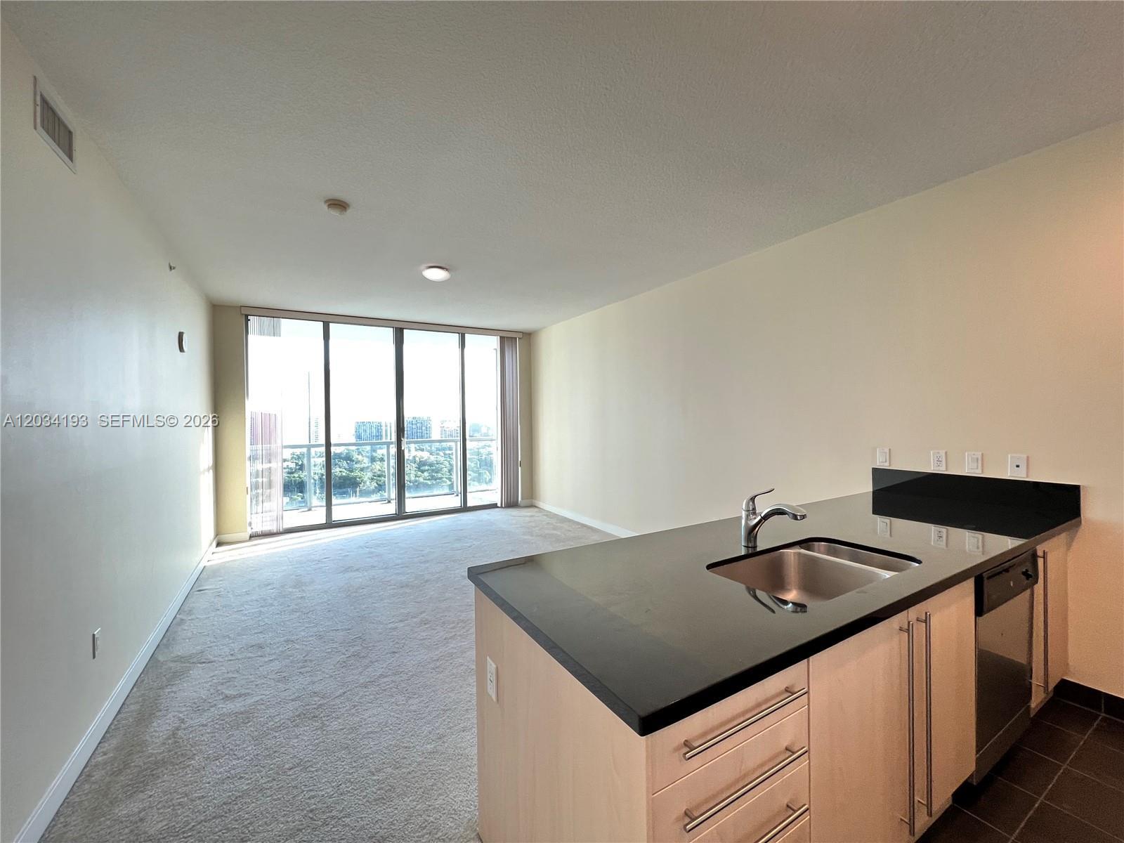 79 SW 12th St, Miami FL 33130 photo 2