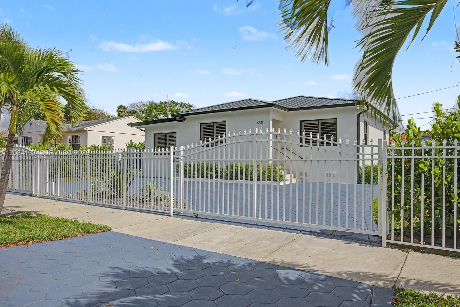 6511 SW 18th St, West Miami FL 33155 photo 2