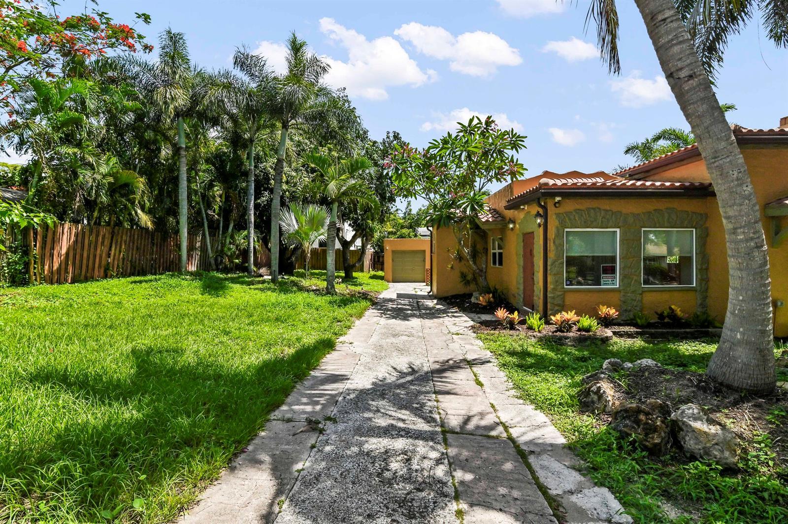 914 30th Court, West Palm Beach FL 33407 photo 4