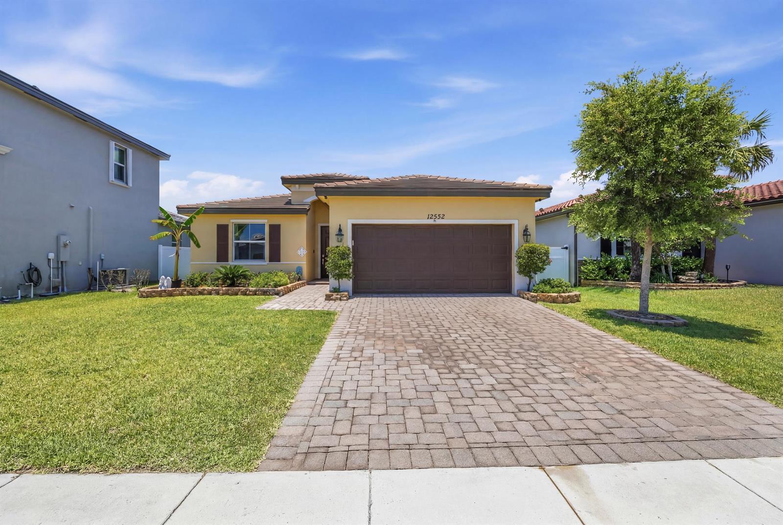 12552 NW Toblin Lane, Port St. Lucie FL 34987 photo 2