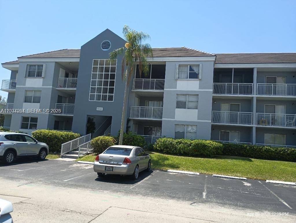 8540 SW 212th St # 202, Cutler Bay FL 33189