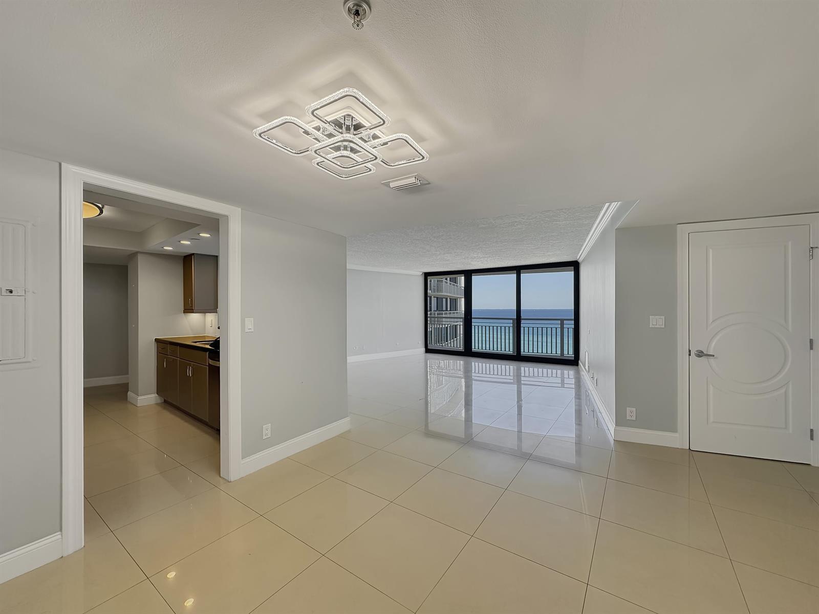 3000 N Ocean Drive, Singer Island FL 33404 photo 3