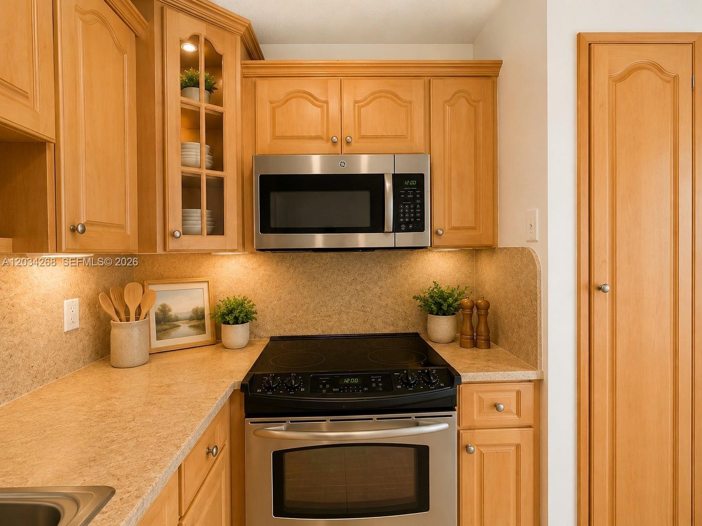 3041 W 76th St # 108, Hialeah FL 33018 photo 2