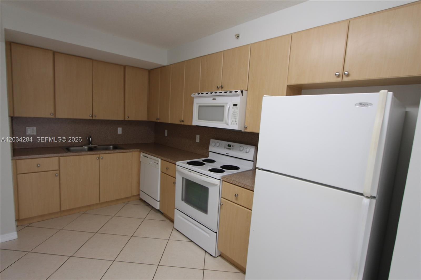 22931 SW 88th Pl # 105, Cutler Bay FL 33190 photo 3