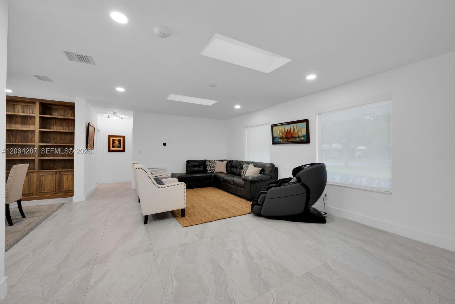 6860 SW 99th Ter, Pinecrest FL 33156 photo 5