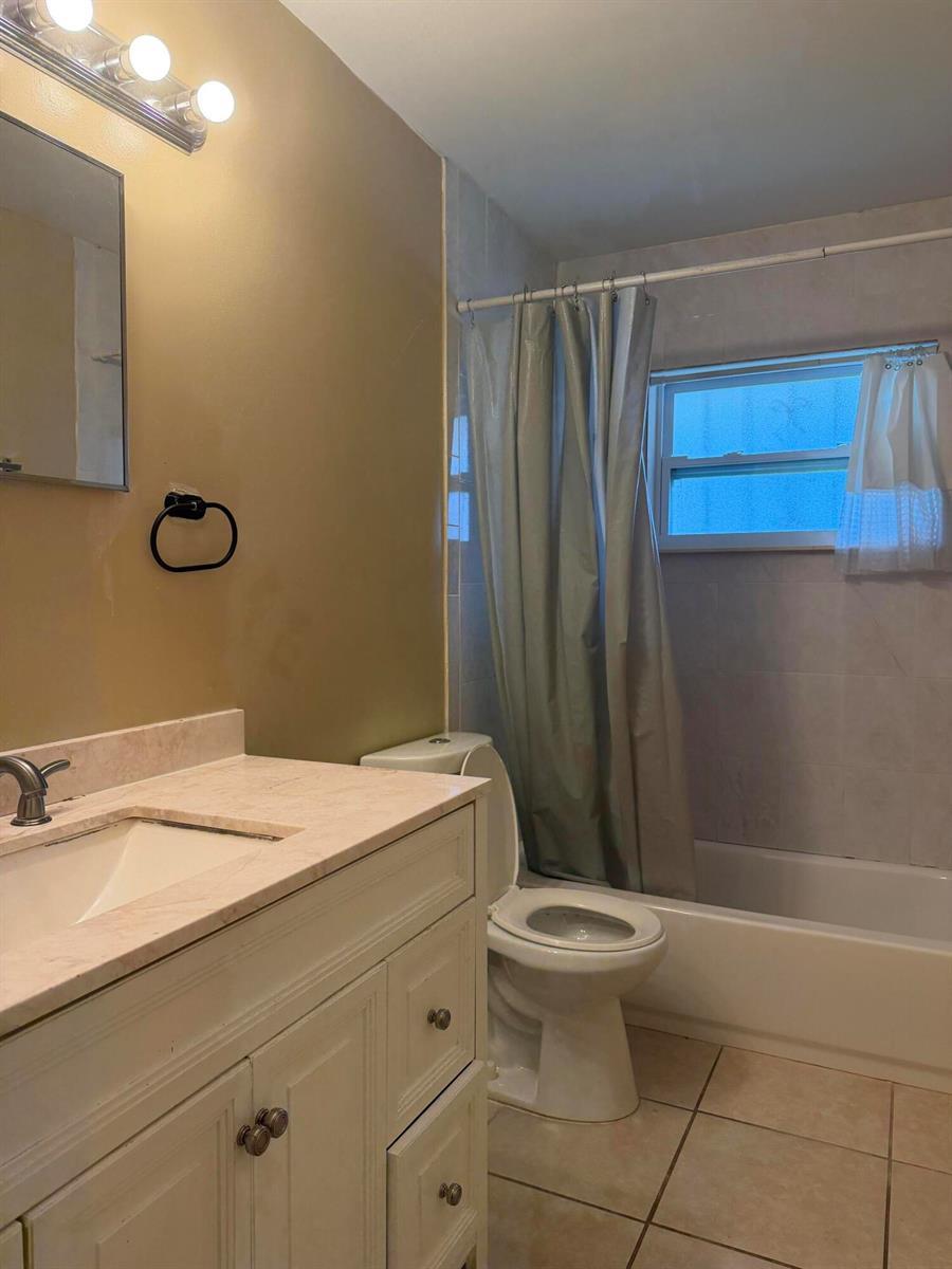 507 S 10th Street # B, Fort Pierce FL 34950 photo 4
