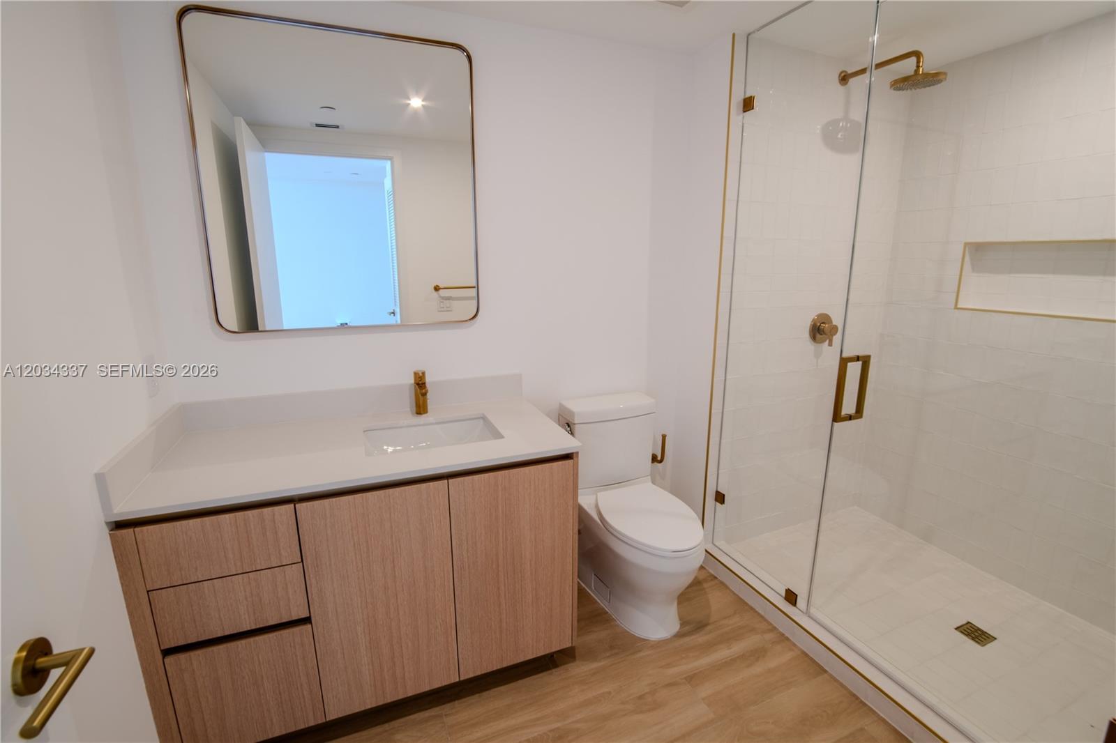90 NE 32nd St # 824, Miami FL 33137 photo 2