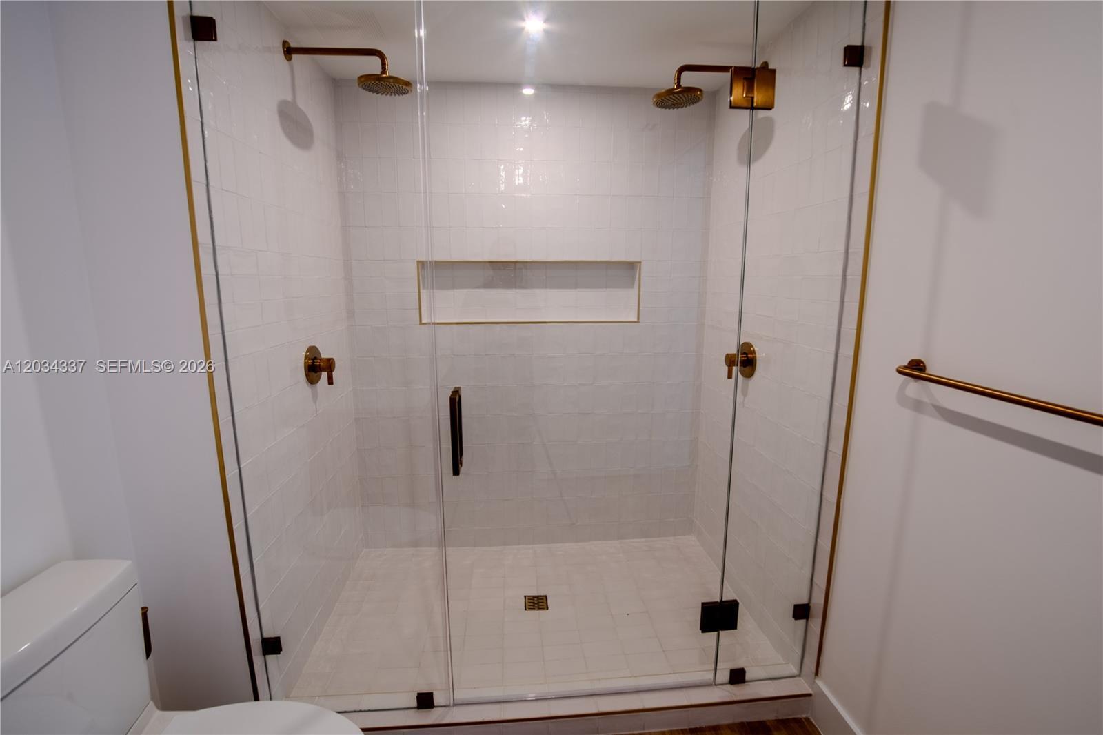 90 NE 32nd St # 824, Miami FL 33137 photo 4