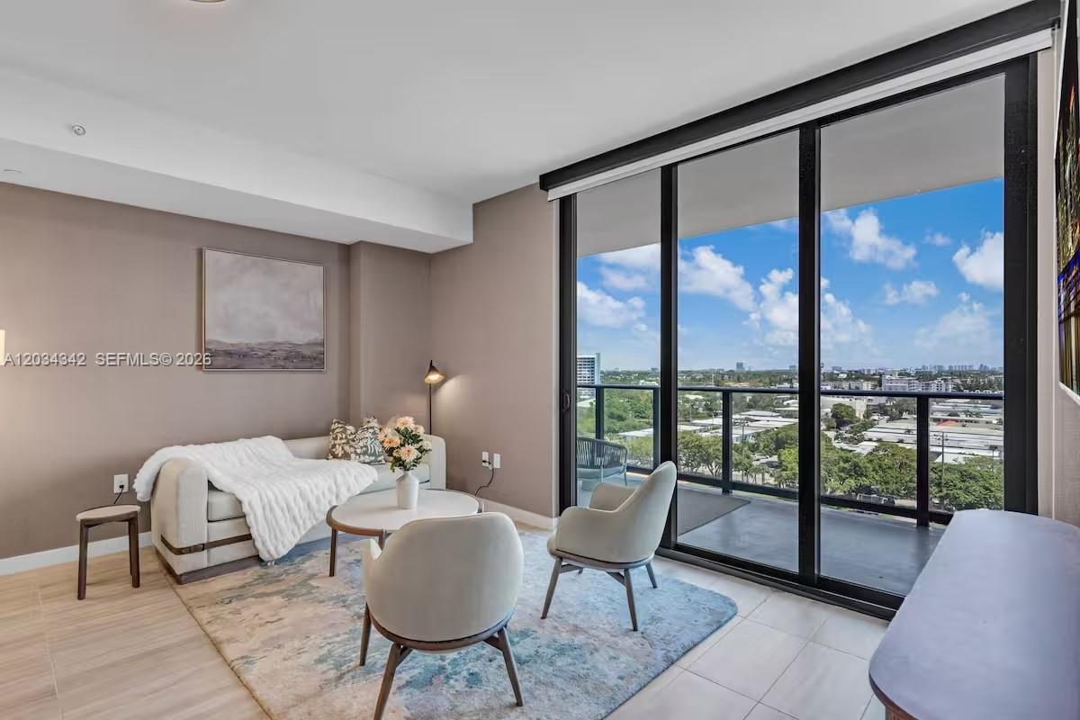 Miami Beach, FL 33141 photo 4