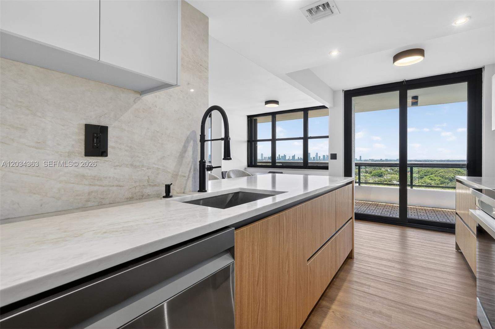 2555 Collins Ave # 1812, Miami Beach FL 33140 photo 5
