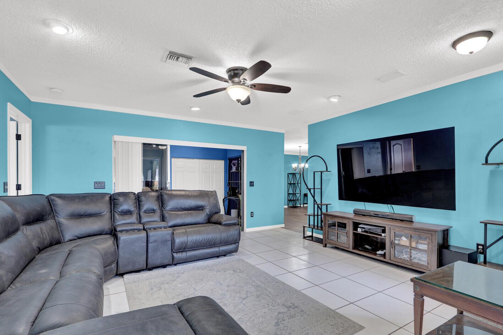 127 Miramar Avenue, Royal Palm Beach FL 33411 photo 5