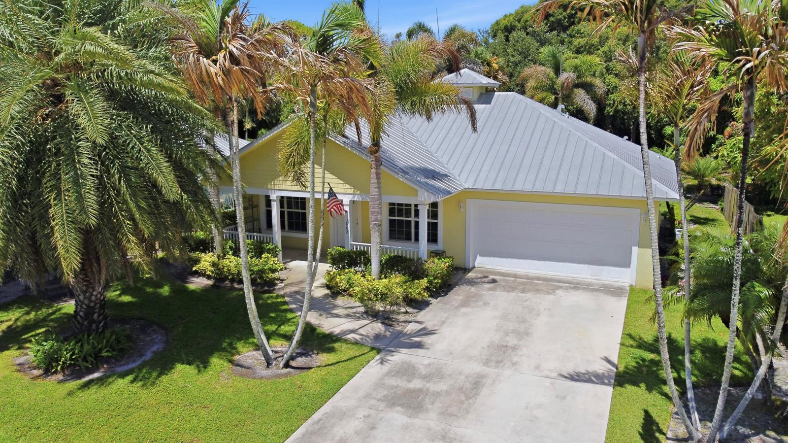 5802 SE Wesley Avenue, Stuart FL 34997