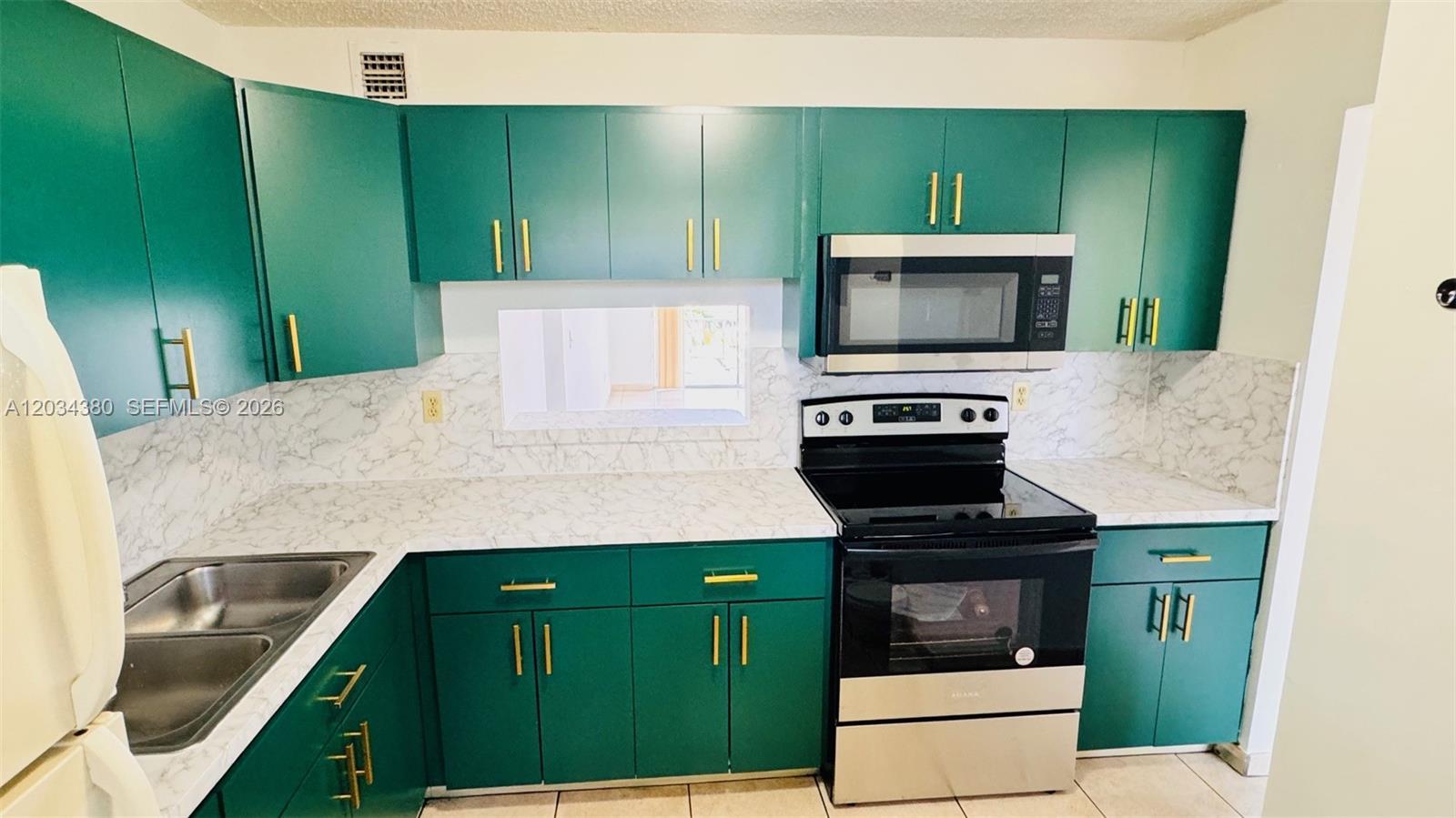 1480 W 46th St # 322, Hialeah FL 33012 photo 4