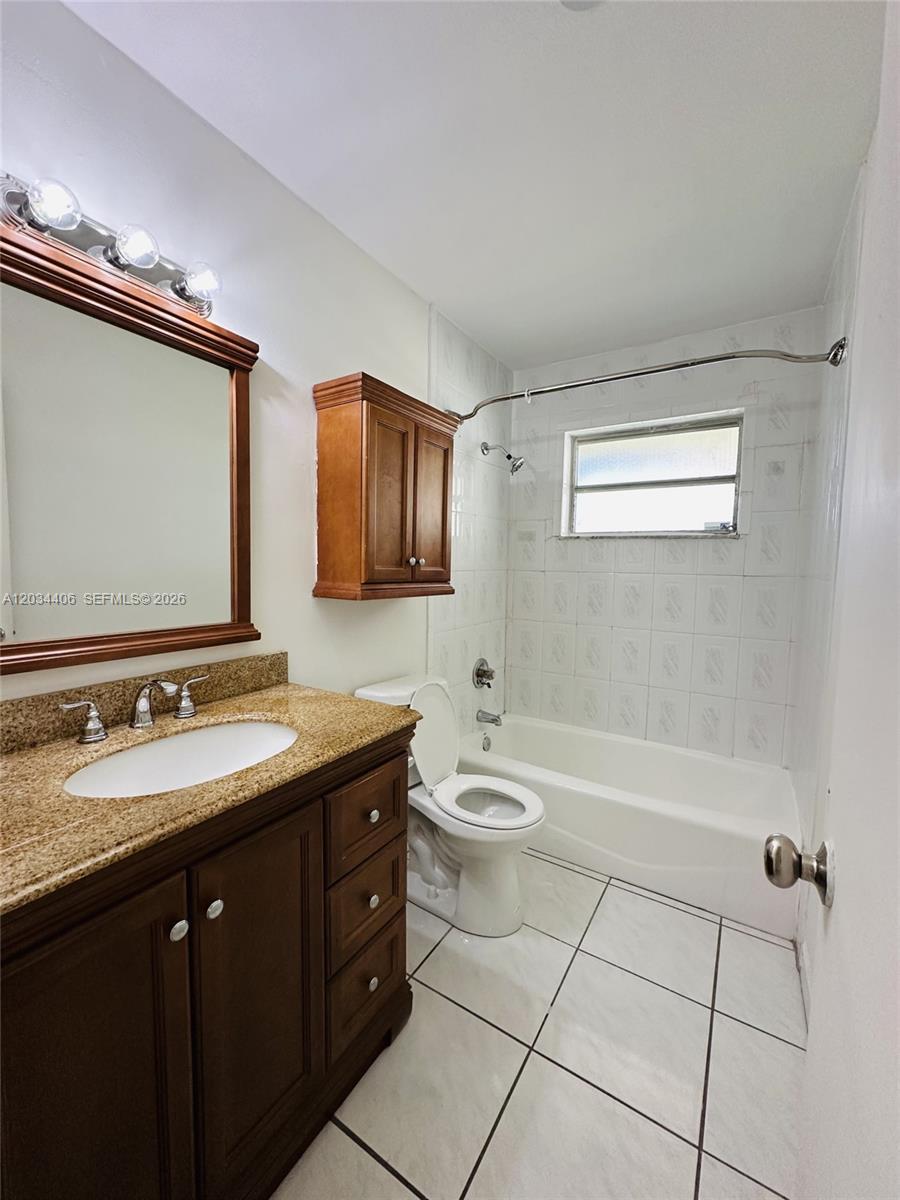 2319 Jackson St # 6, Hollywood FL 33020 photo 5