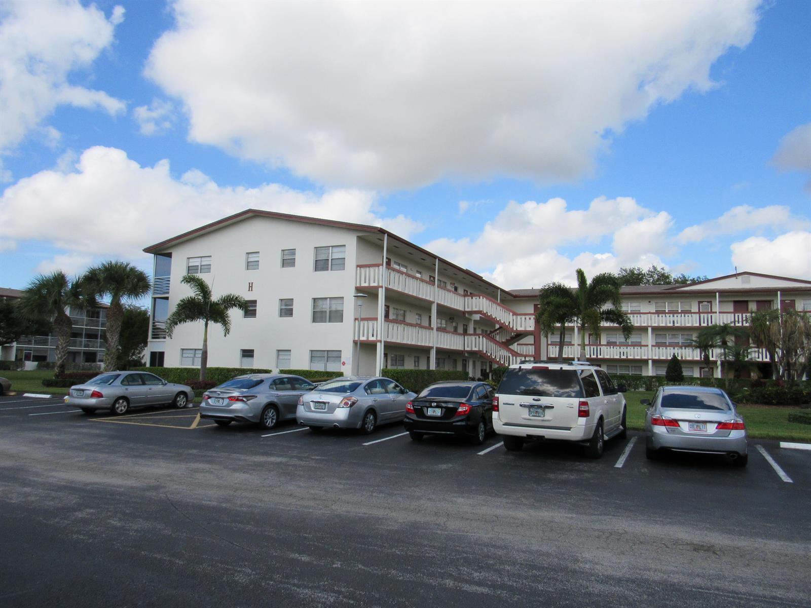 195 Fanshaw Way E # 195, Boca Raton FL 33434