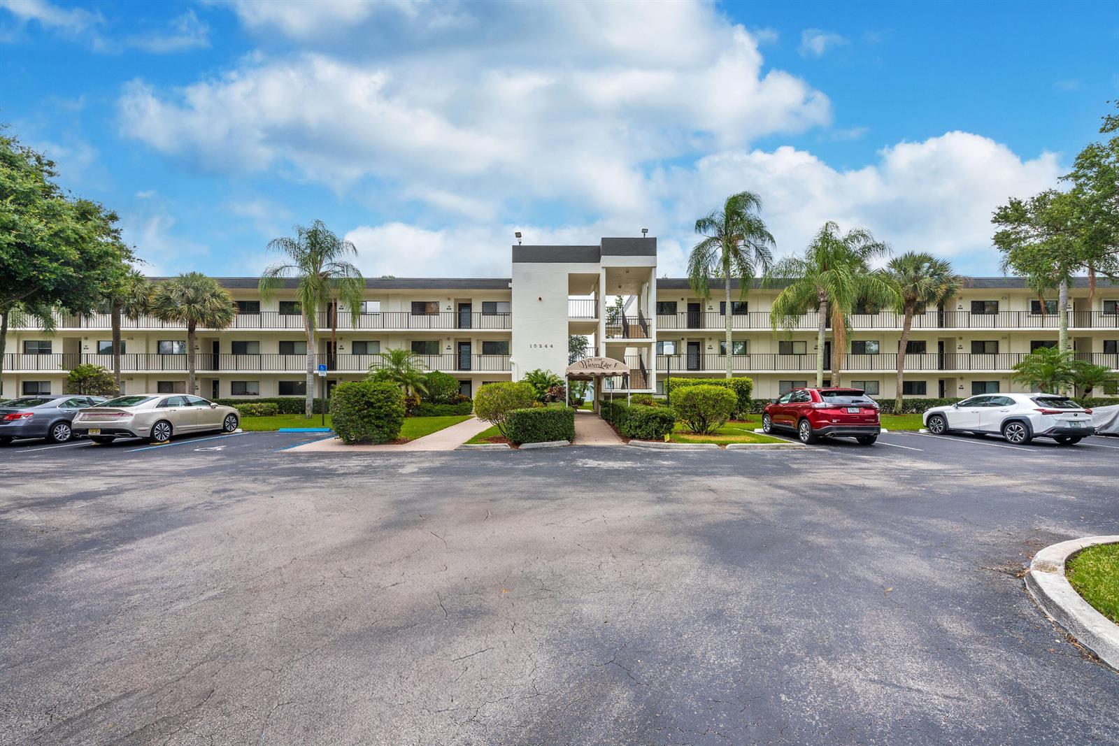 15244 Lakes Of Delray Boulevard # 304, Delray Beach FL 33484 photo 2
