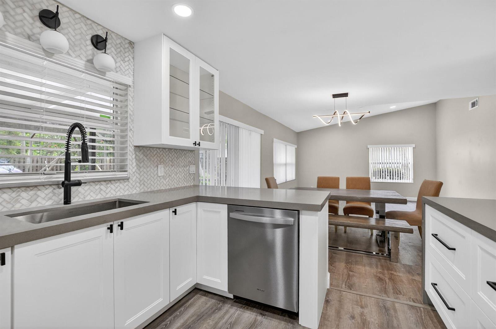 3068 NW 25th Way, Boca Raton FL 33434 photo 4