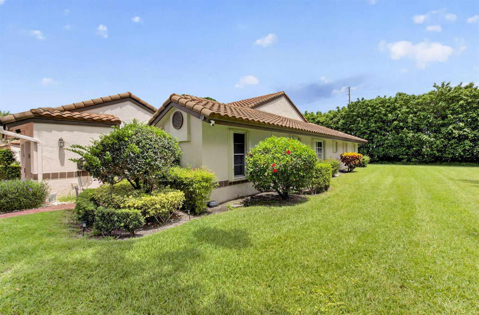 6082 Waldwick Circle, Delray Beach FL 33484 photo 4