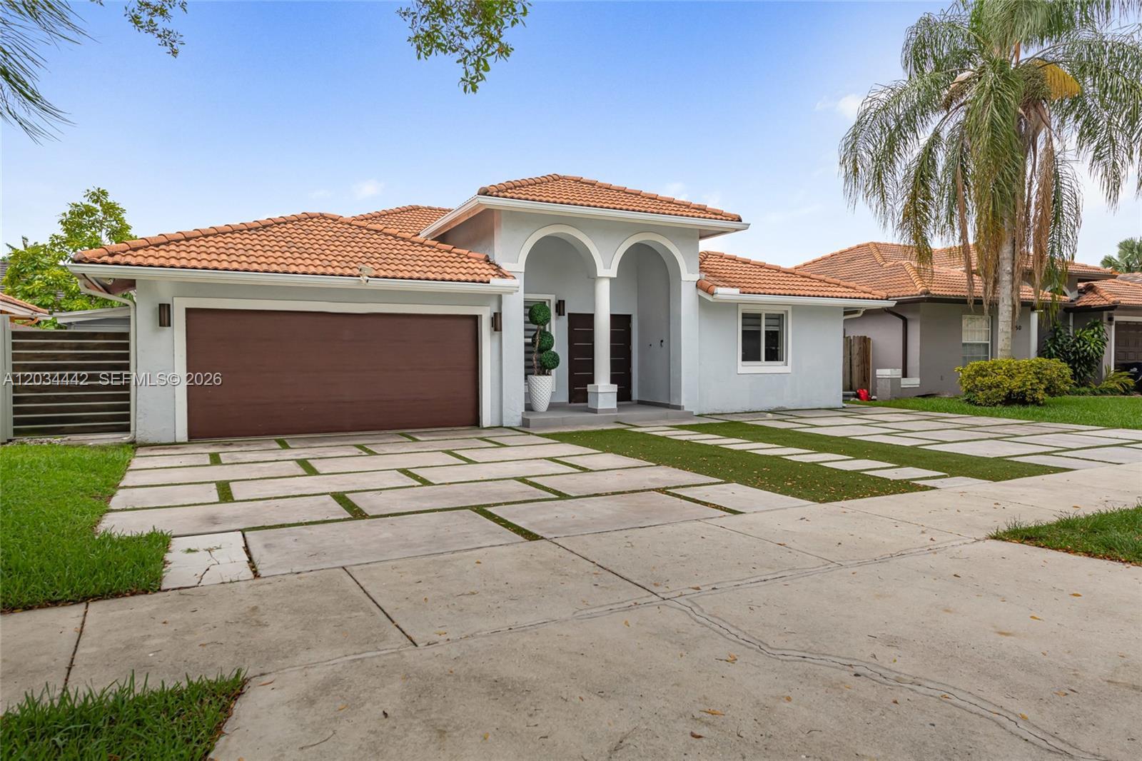 15932 SW 101st Ter, Miami FL 33196 photo 3