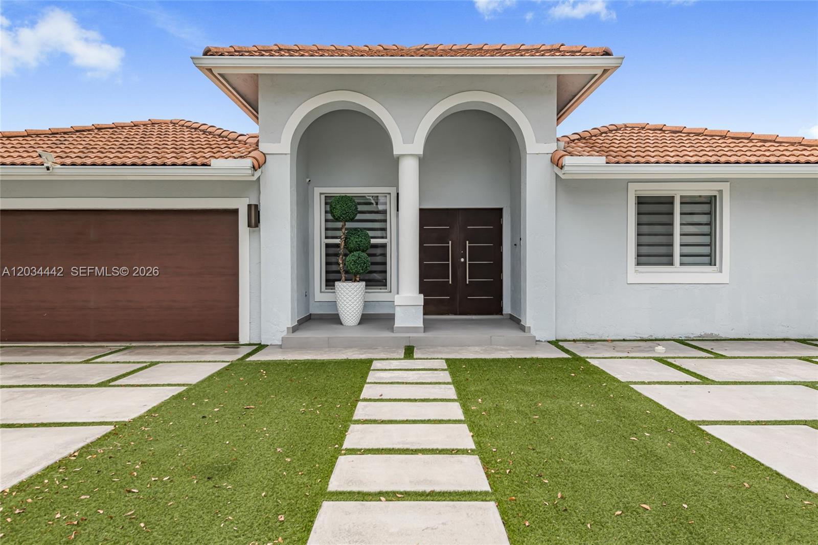 15932 SW 101st Ter, Miami FL 33196 photo 5