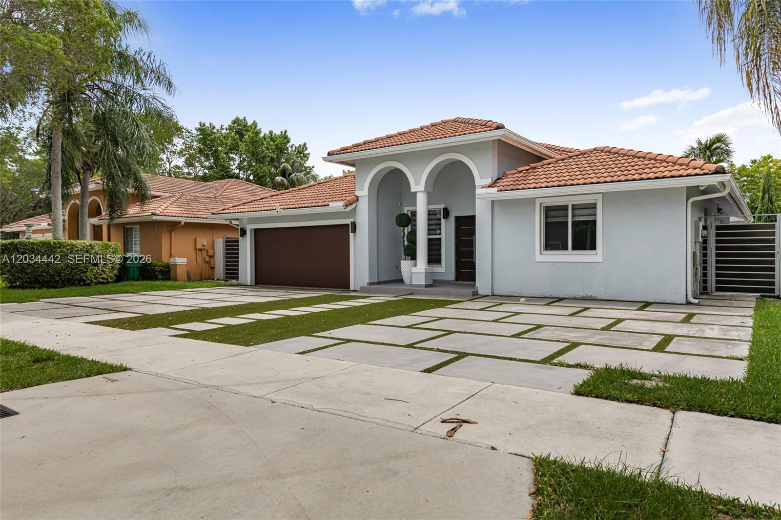 15932 SW 101st Ter, Miami FL 33196 photo 4
