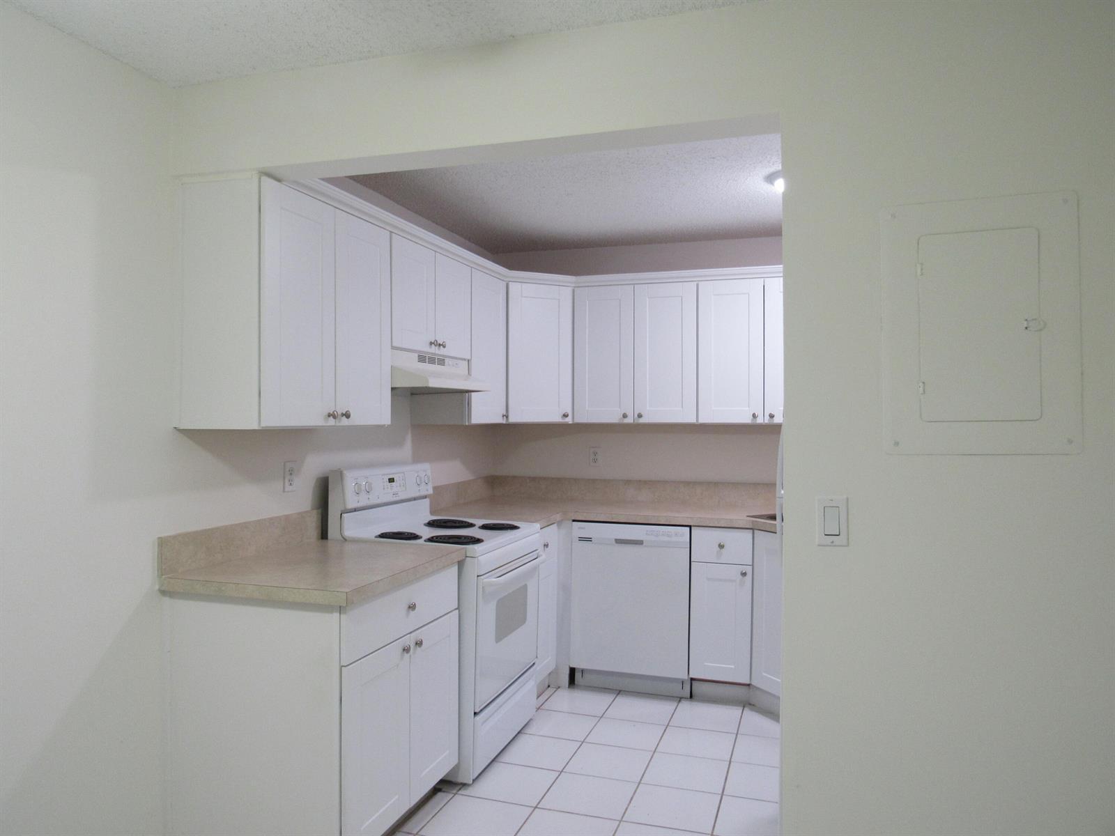 2110 SE Edler Drive, Stuart FL 34994 photo 5