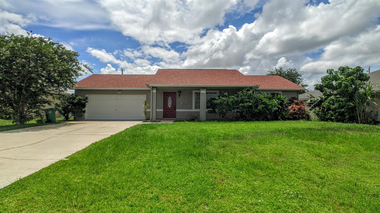 1858 SW Davis Street, FL 34953