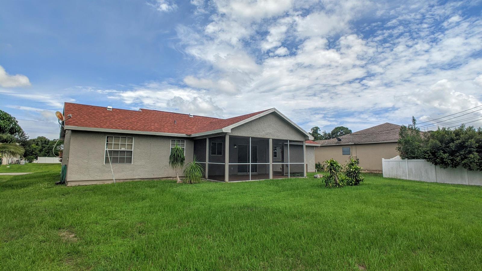 1858 SW Davis Street, FL 34953 photo 4