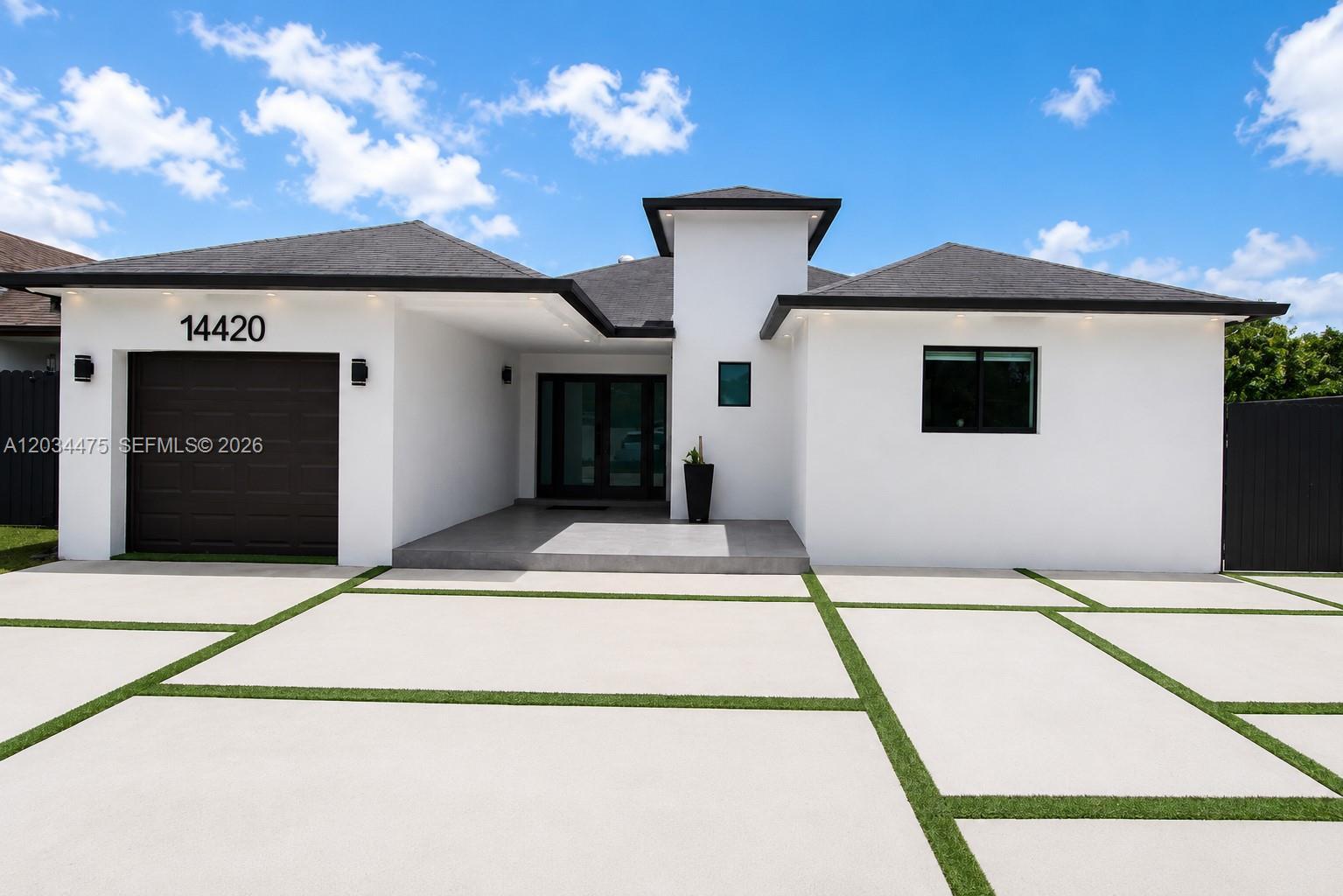 14420 SW 157th St, Miami FL 33177 photo 2