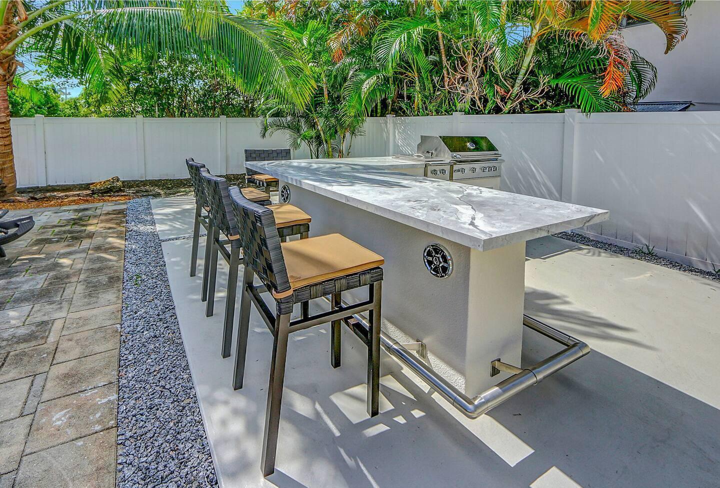 2740 NE 30th Place # 2, Fort Lauderdale FL 33306 photo 2
