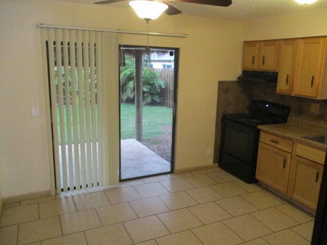 9079 E Highland Pines Drive, Palm Beach Gardens FL 33418 photo 3