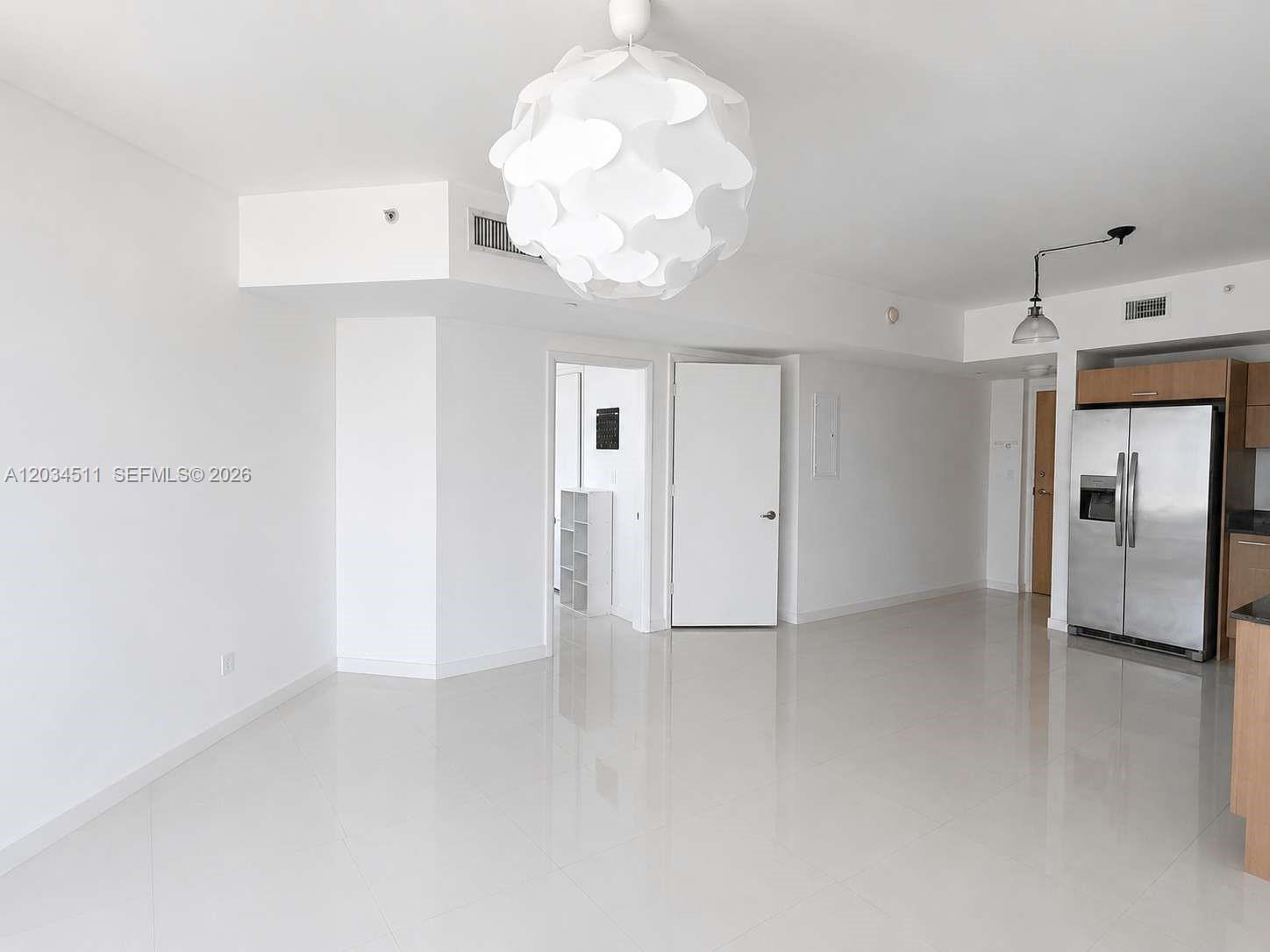 350 S Miami Ave # 1812, Miami FL 33130 photo 2
