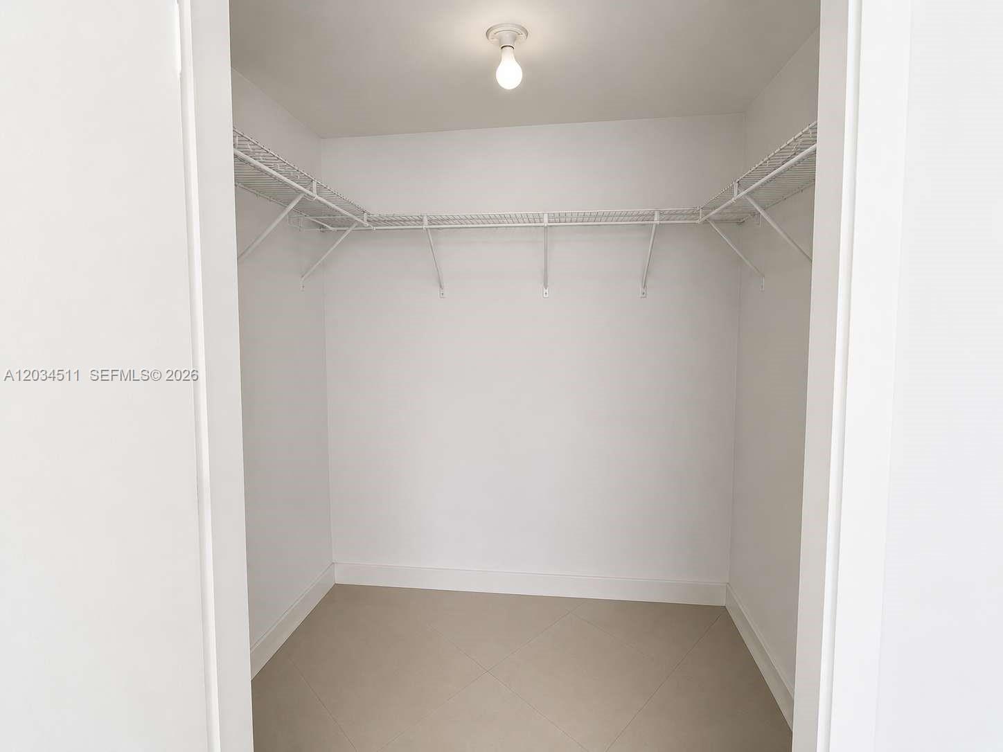 350 S Miami Ave # 1812, Miami FL 33130 photo 4