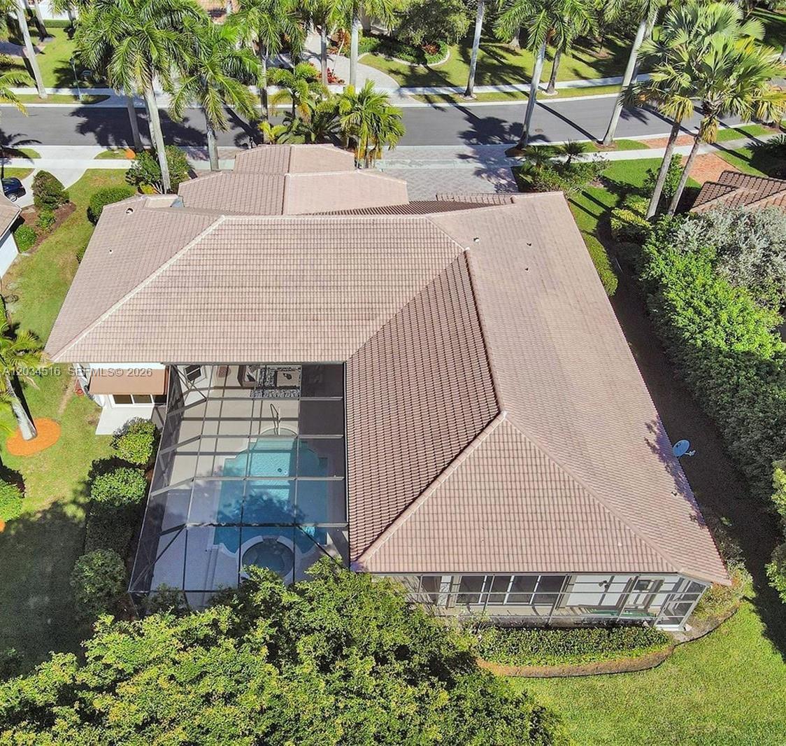 2501 Poinciana Dr, Weston FL 33327 photo 5