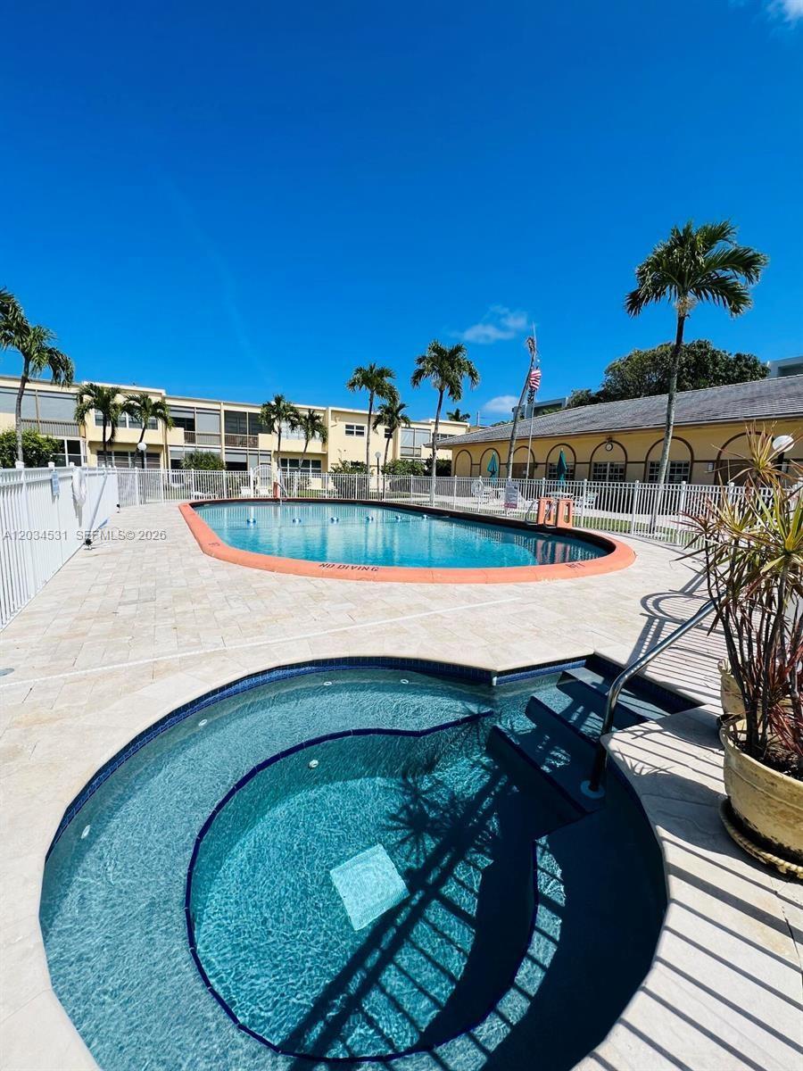 851 NE 14th Ave # 414, Hallandale Beach FL 33009 photo 5