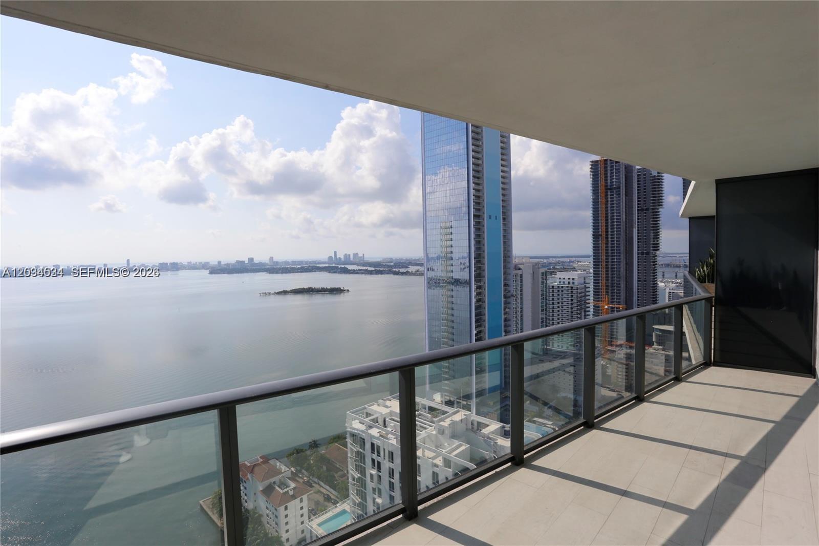 460 NE 28th St # 3404, Miami FL 33137 photo 3